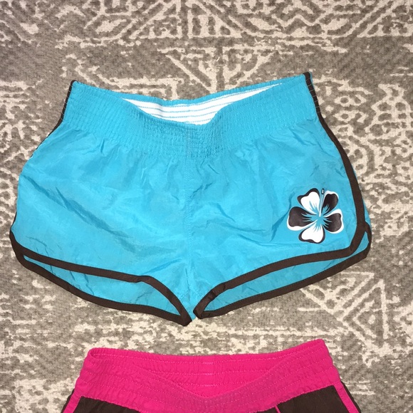 (2) Girls Boardshorts - Picture 2 of 10